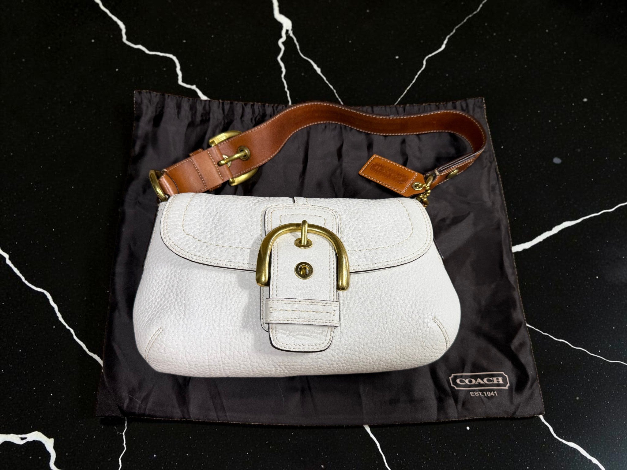 Vintage Coach Soho Buckle Flap in White Pebbled Leather (11840) (With Dust Bag)
