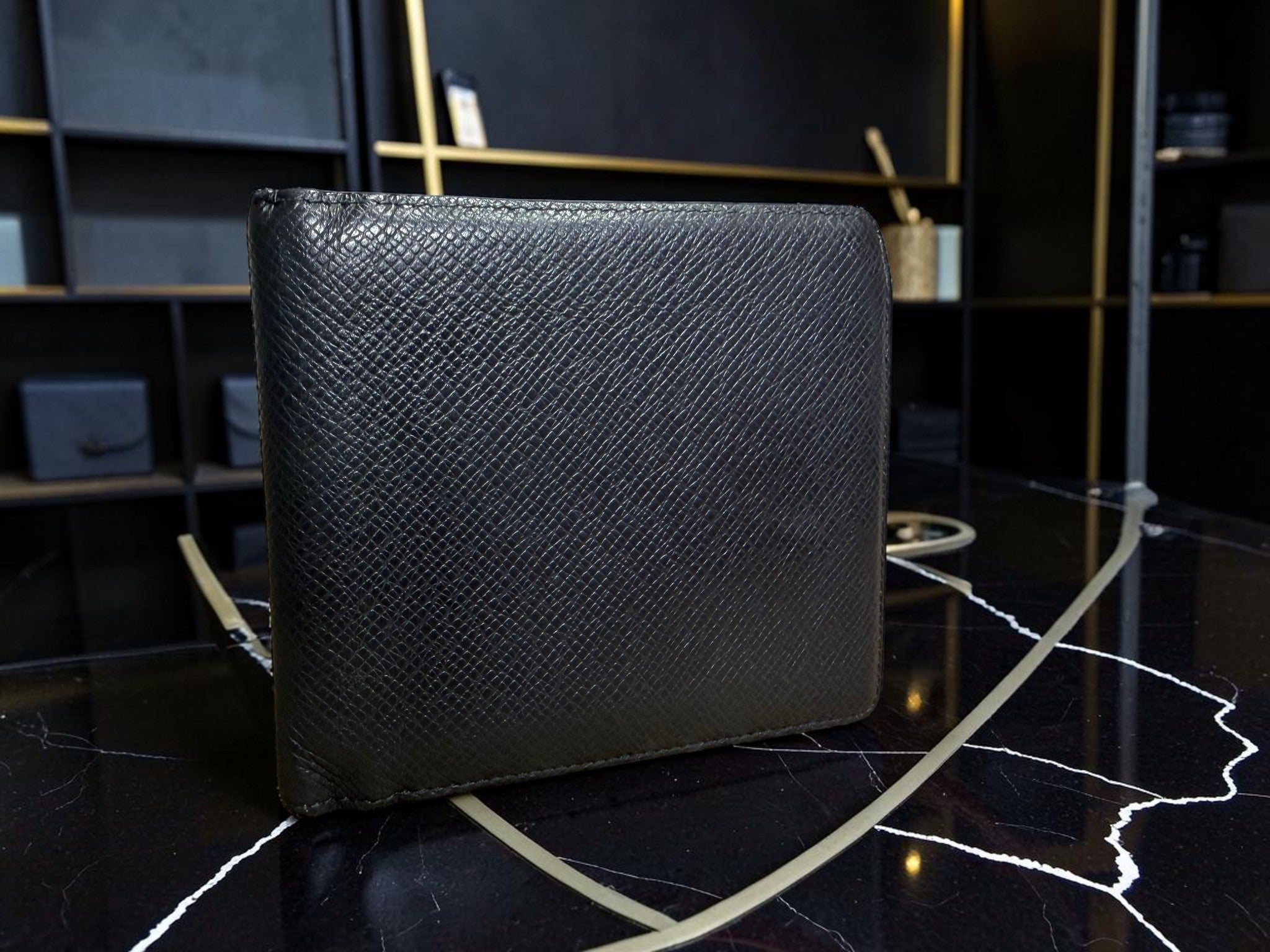 Louis Vuitton Black Tagia Mens Bifold wallet (MI-XXX)