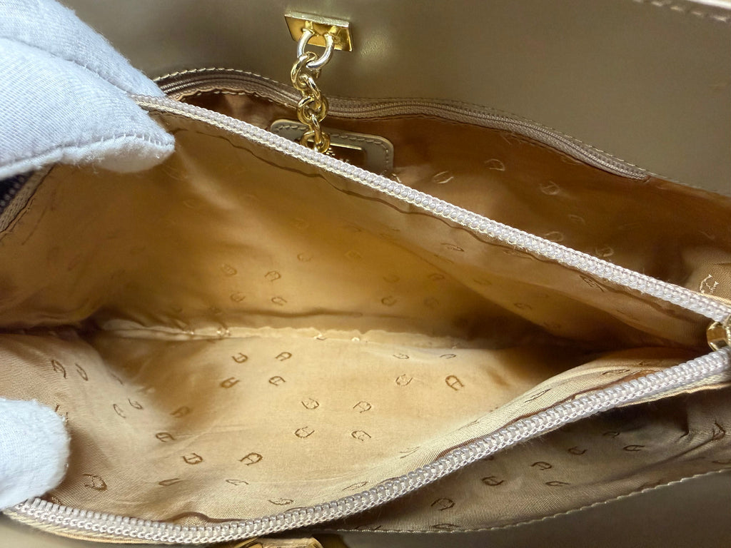 Etienne Aigner Leather Shoulder Bag (Cream / Off-White)
