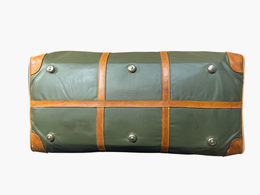 Hunting World Large Olive Green Battue Duffel / Boston Bag