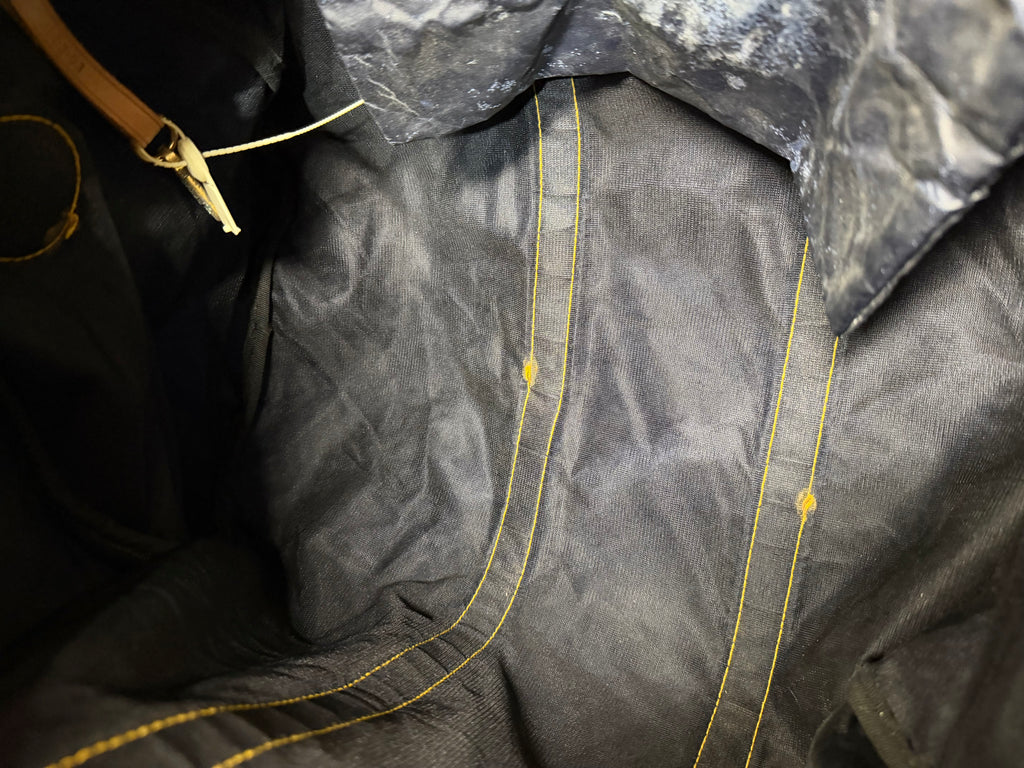 Hunting World Vintage Navy Coated Nylon Duffel / Boston Bag c.1993