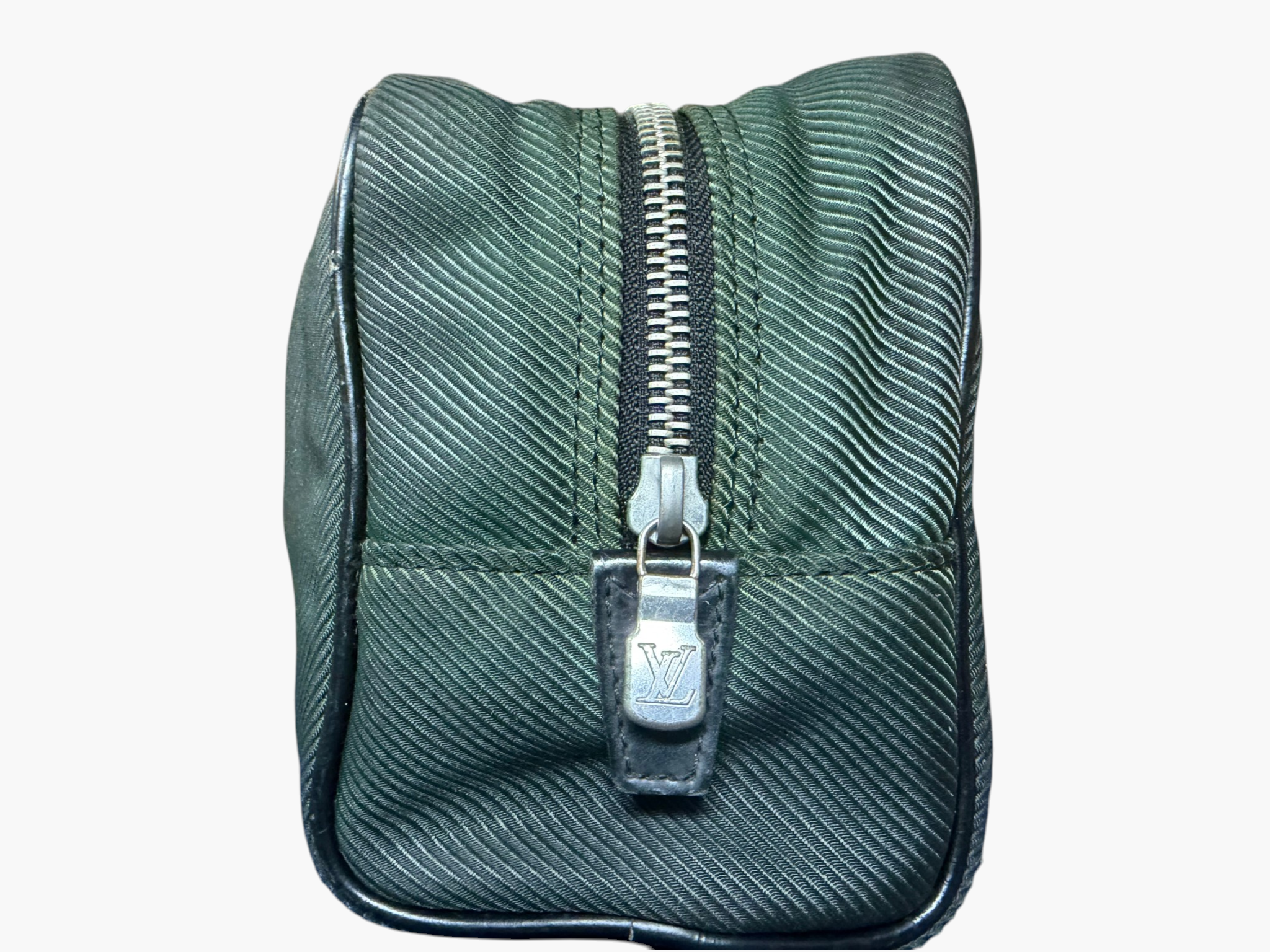 Louis Vuitton Taiga Palana Toiletry / Cosmetic Pouch in Epicea Green