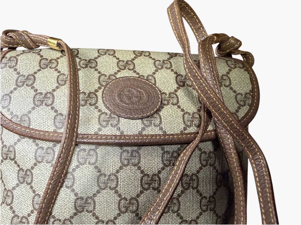 Vintage Gucci GG Canvas Flap Crossbody Bag Circa 1981–1982 with Leather Lining – photo 14