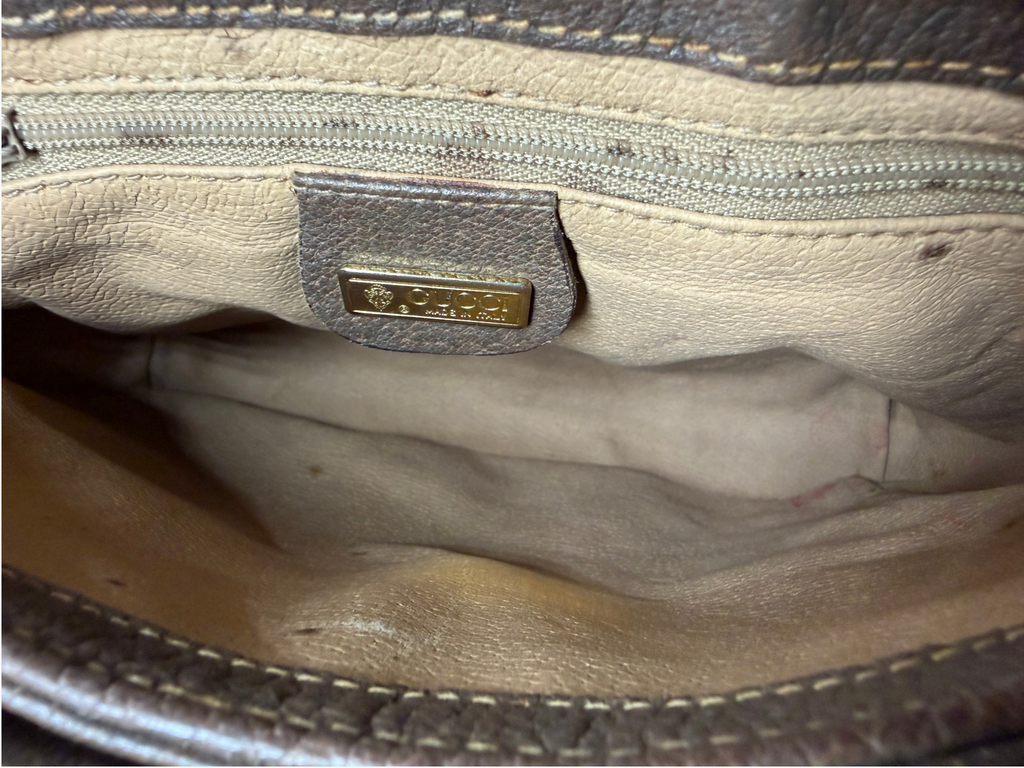 Vintage Gucci GG Canvas Flap Crossbody Bag Circa 1981–1982 with Leather Lining – photo 18