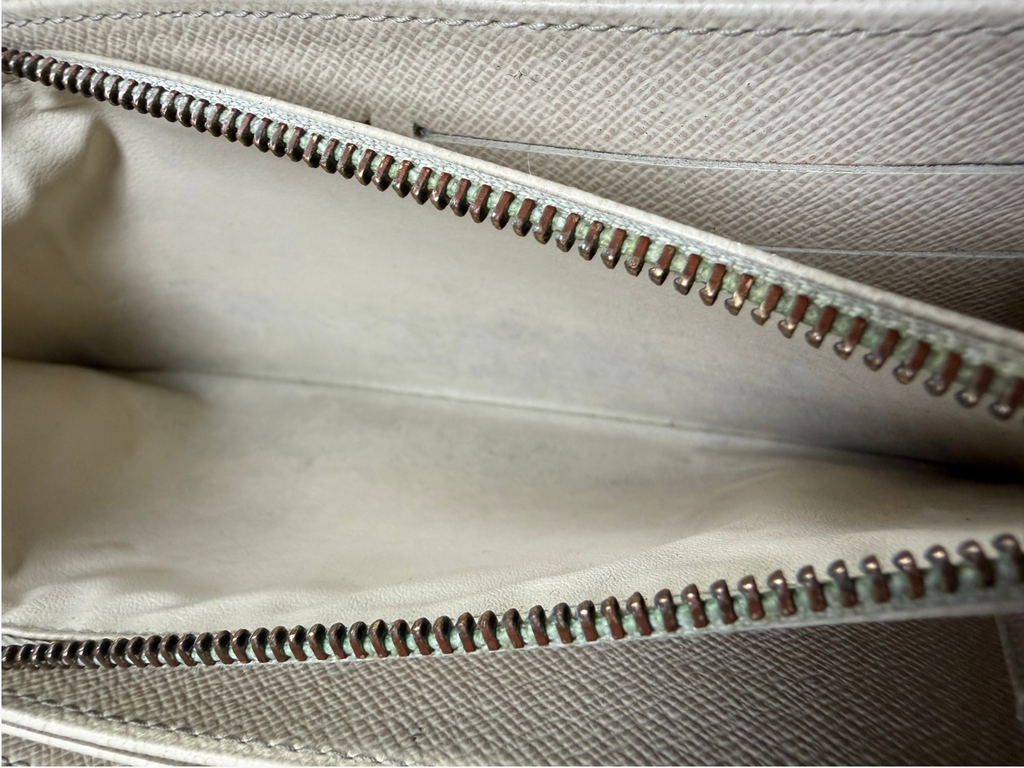 Louis Vuitton Damier Azur Zippy Wallet – photo 10