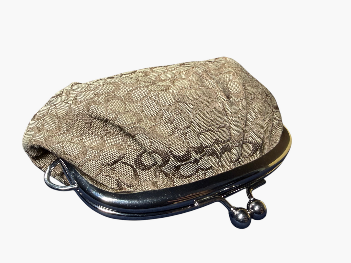 Coach Signature Canvas Kiss-Lock Coin Purse – photo 4