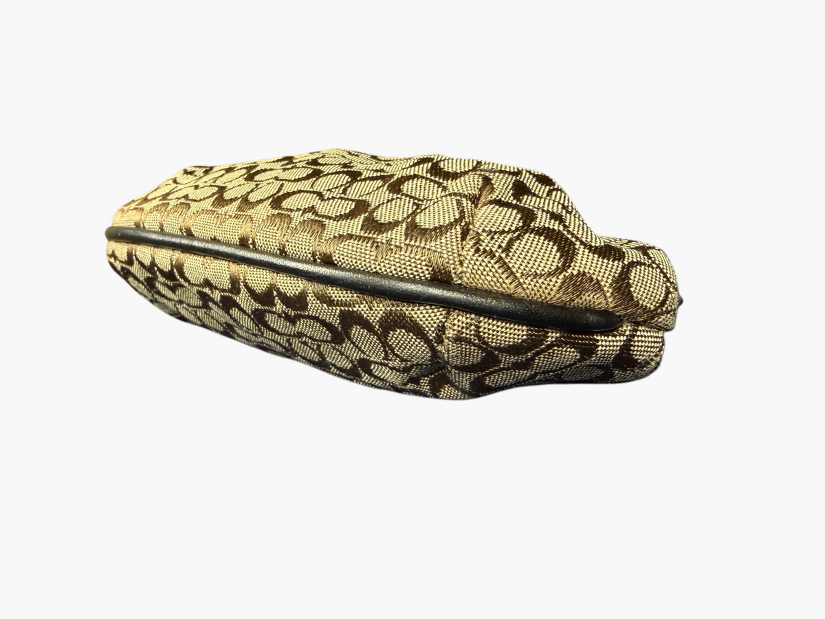 Coach Signature Canvas Kiss-Lock Coin Purse – photo 6