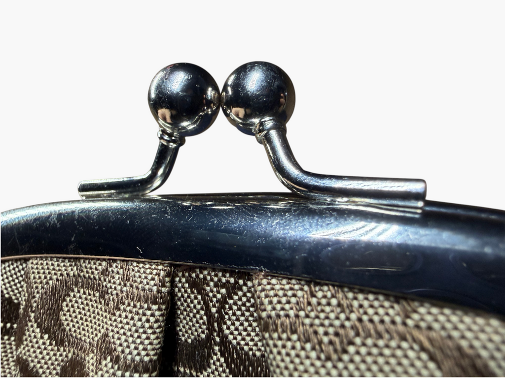 Coach Signature Canvas Kiss-Lock Coin Purse – photo 2
