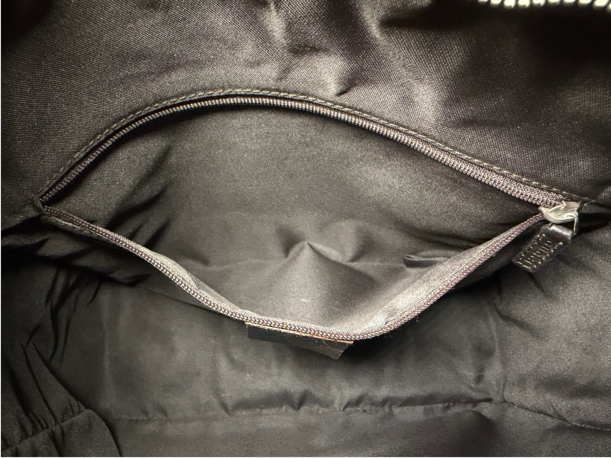 Vintage Gucci GG Monogram Flat Hobo Shoulder Bag - Tom Ford Era – photo 14