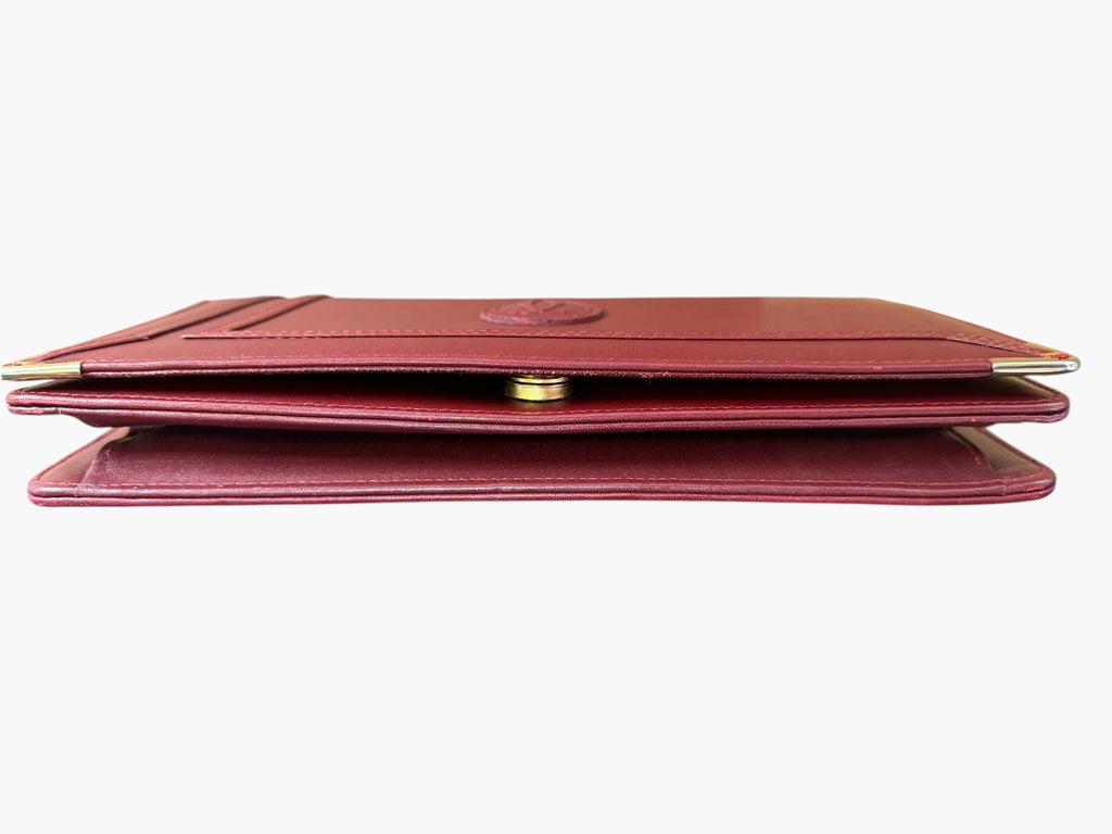 Cartier clutch, edge view