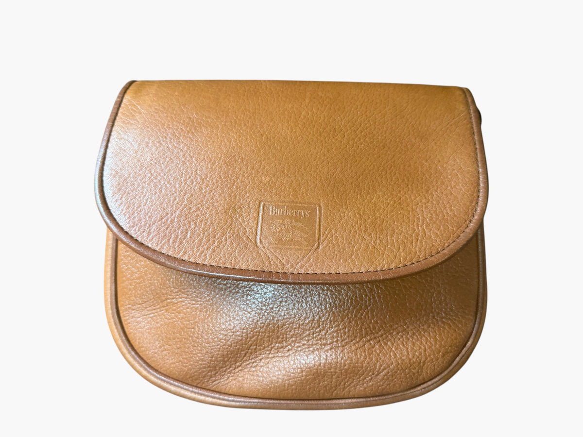 Vintage Burberrys Tan Leather Saddle Crossbody Bag with Nova Check Lining, image 3 of 16
