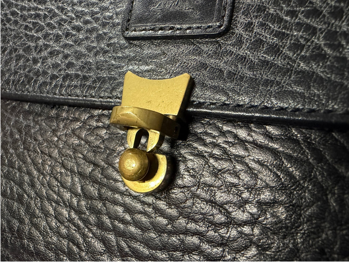 Vintage Burberrys of London Black Grained Leather Clutch with Nova Check Lining, image 10 of 16