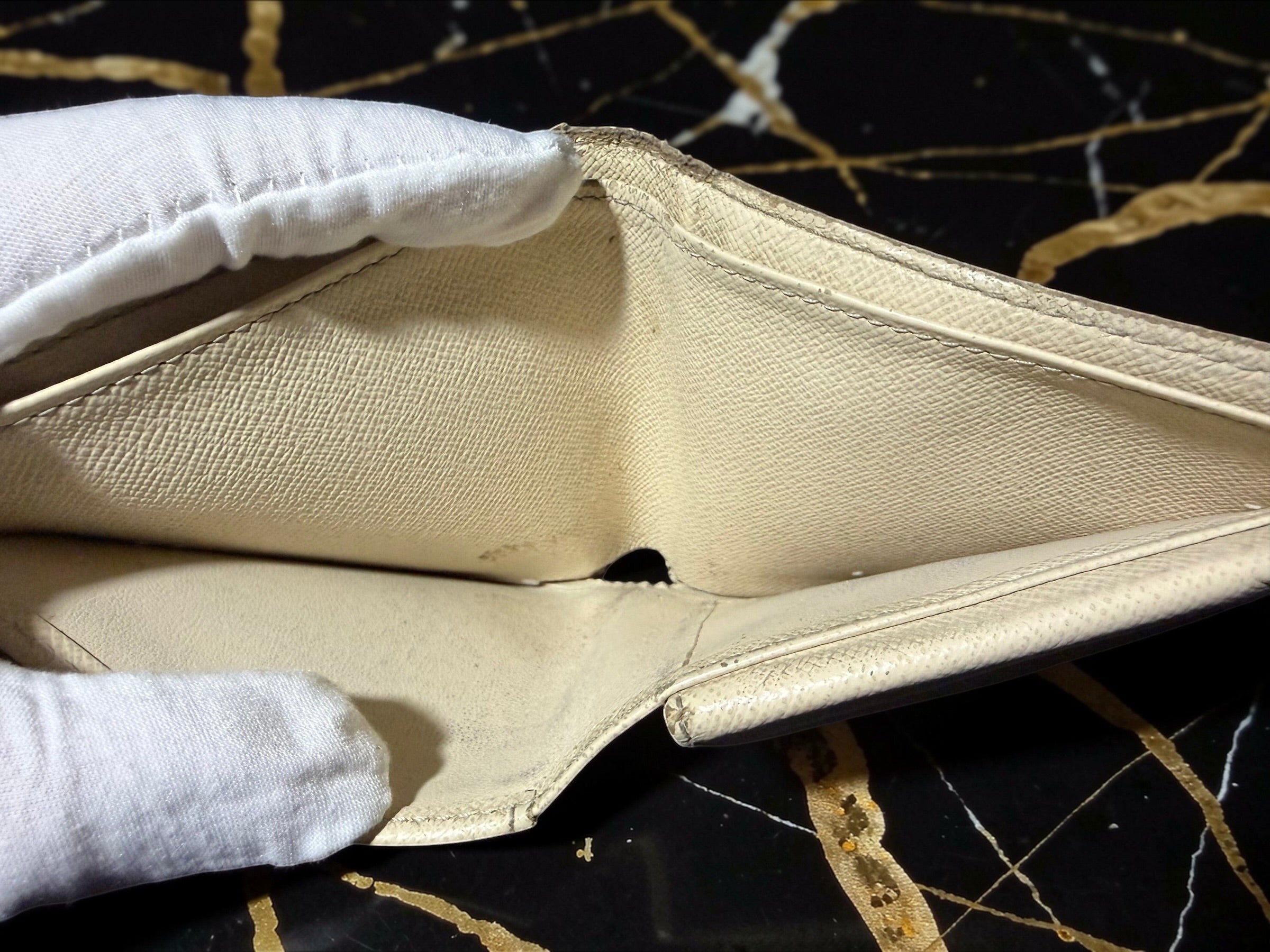 Louis Vuitton Portefeuille Damier Azur Marco Wallet