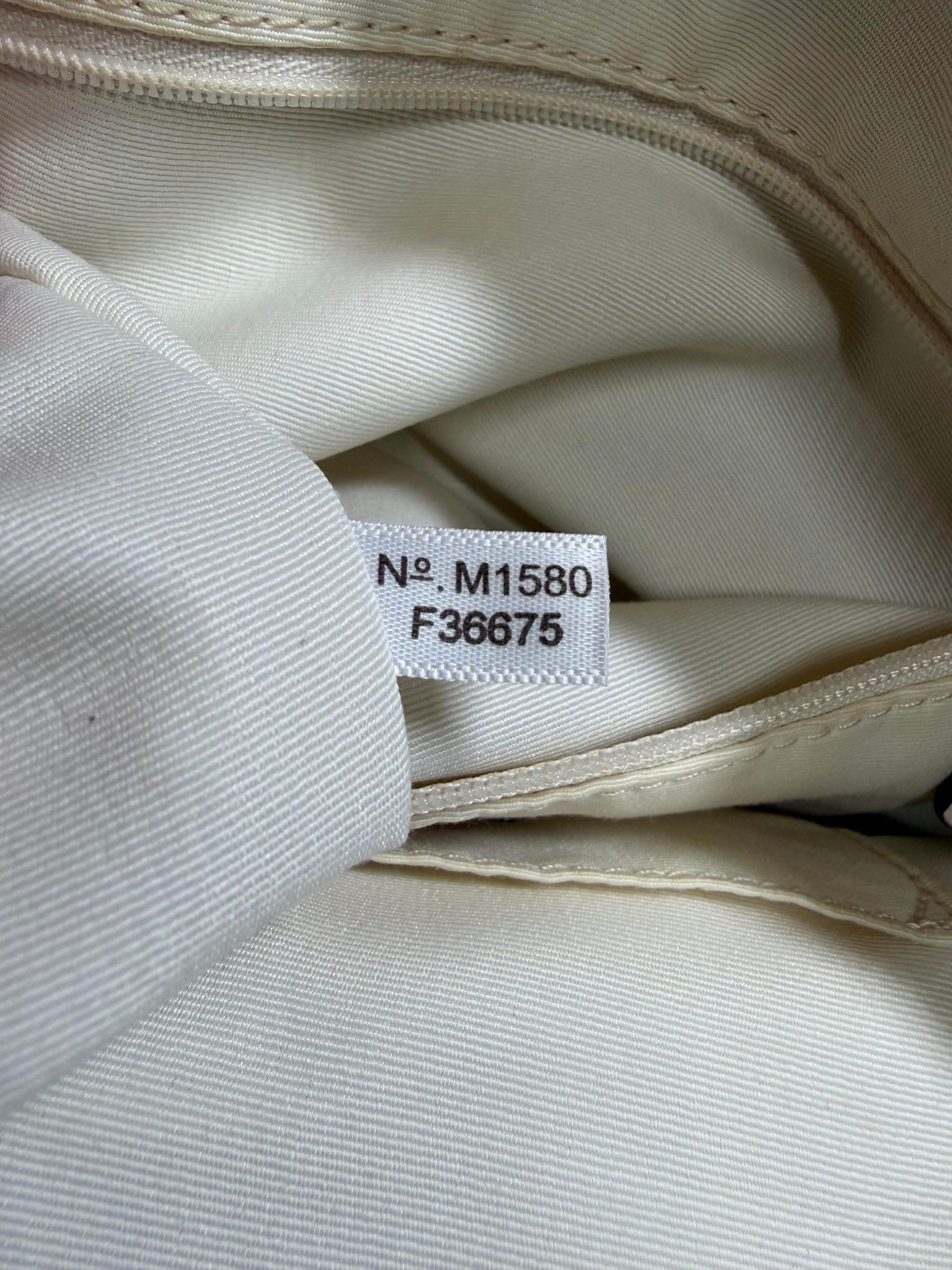 Sac cabas zippé City en cuir grainé blanc cassé Coach