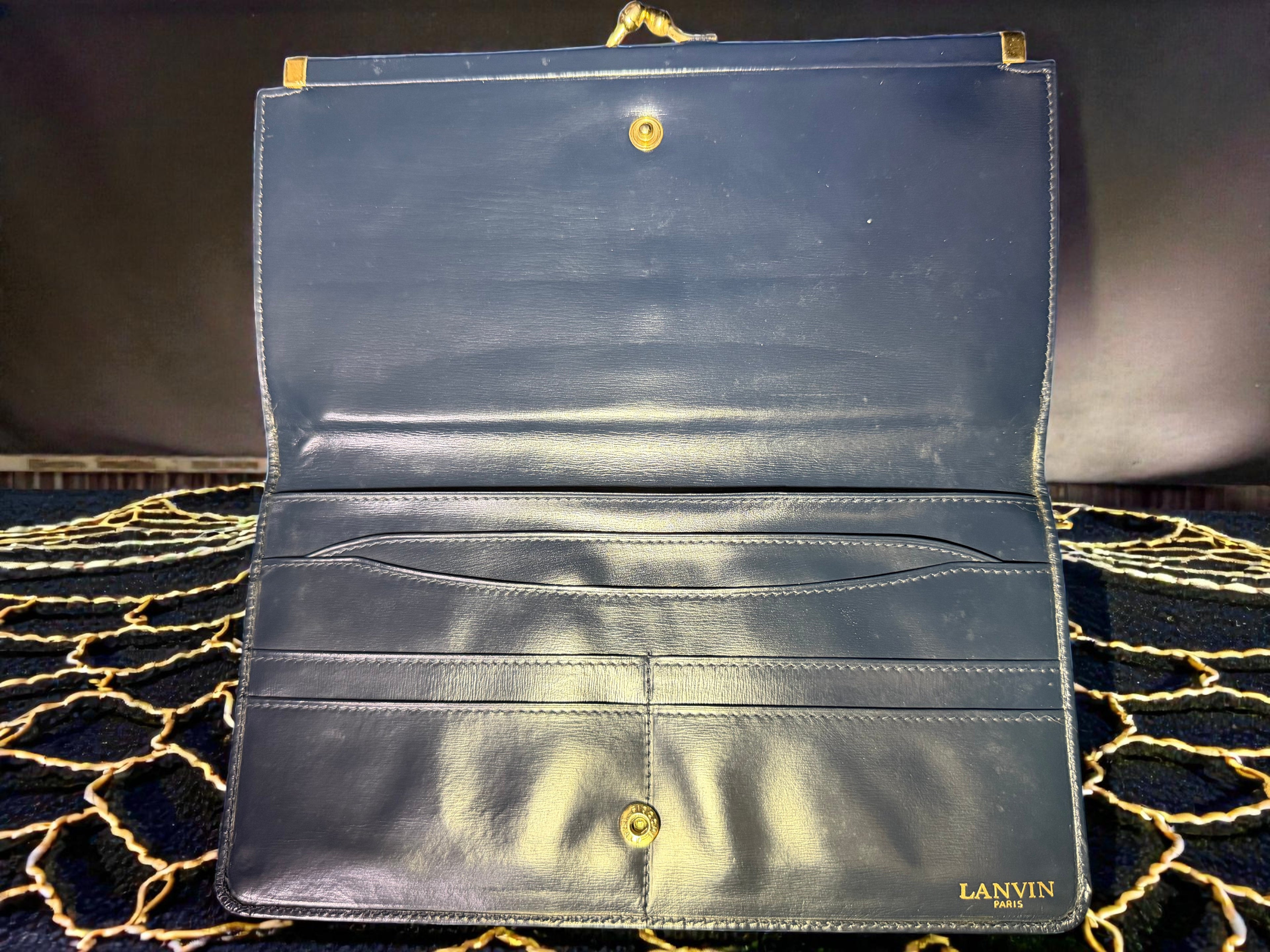 Portefeuille Long Lanvin en Cuir de Veau Bleu avec Fermoir Baiser
