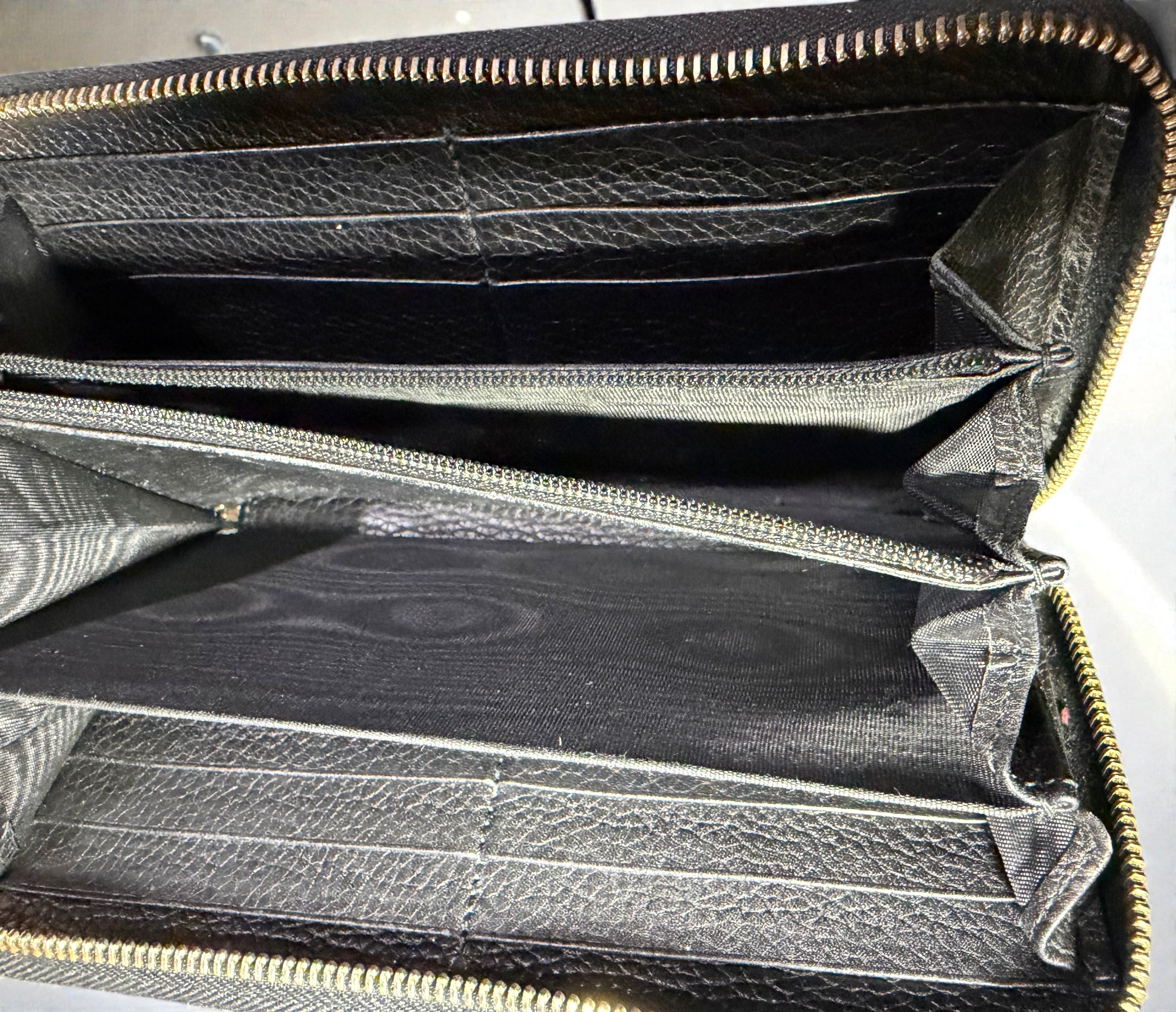 Gucci Soho Black Pebble Leather Wallet