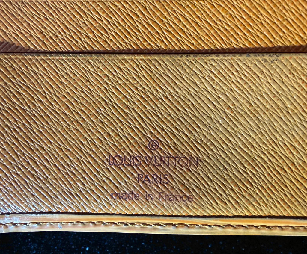 Louis Vuitton Kompakte Brieftasche aus Epi Leder
