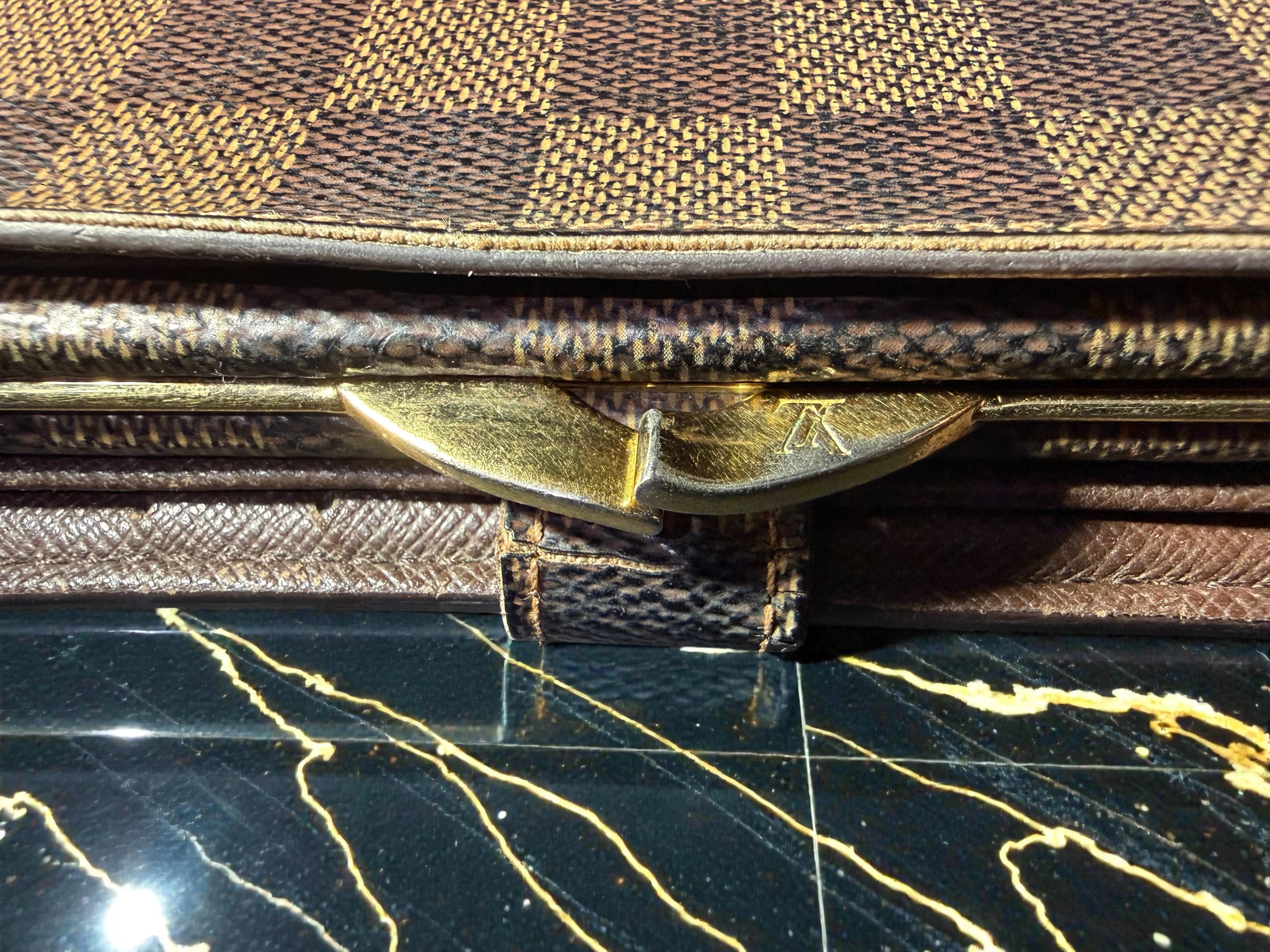 Louis Vuitton Damier Ebene Portefeuille Viennois Kiss Lock Wallet