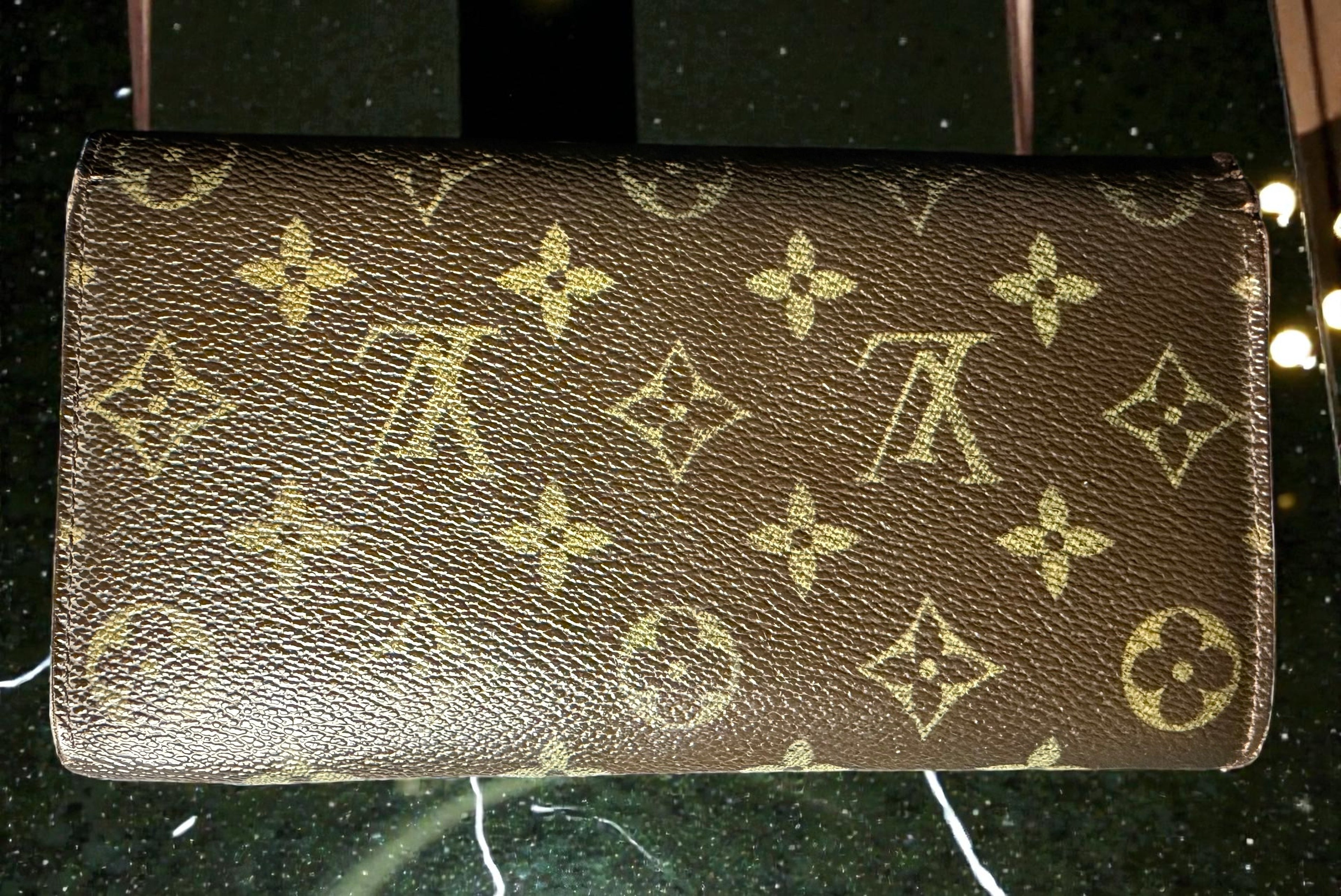 Louis Vuitton Portefeuille Sarah Monogram Wallet