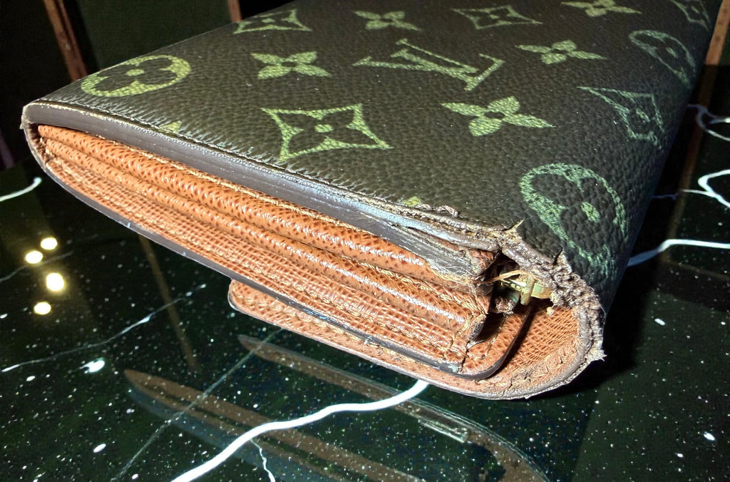 Louis Vuitton Portefeuille Sarah Monogram Wallet