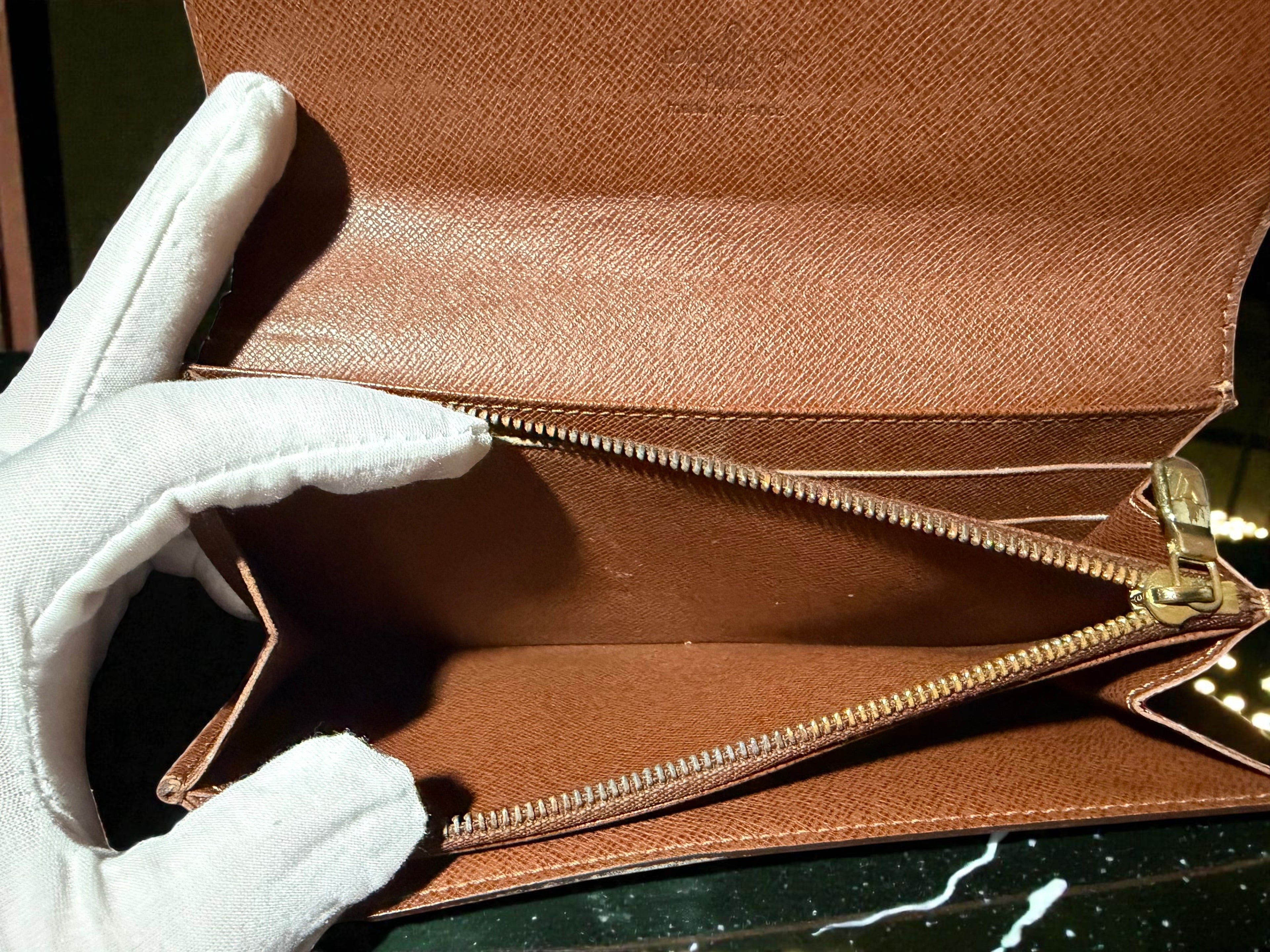 Louis Vuitton Portefeuille Sarah Monogram Wallet