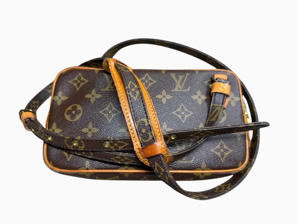 newtoyouluxuries vintage Louis Vuitton Pochette Marly crossbody bag in brown monogram canvas with tan leather trim