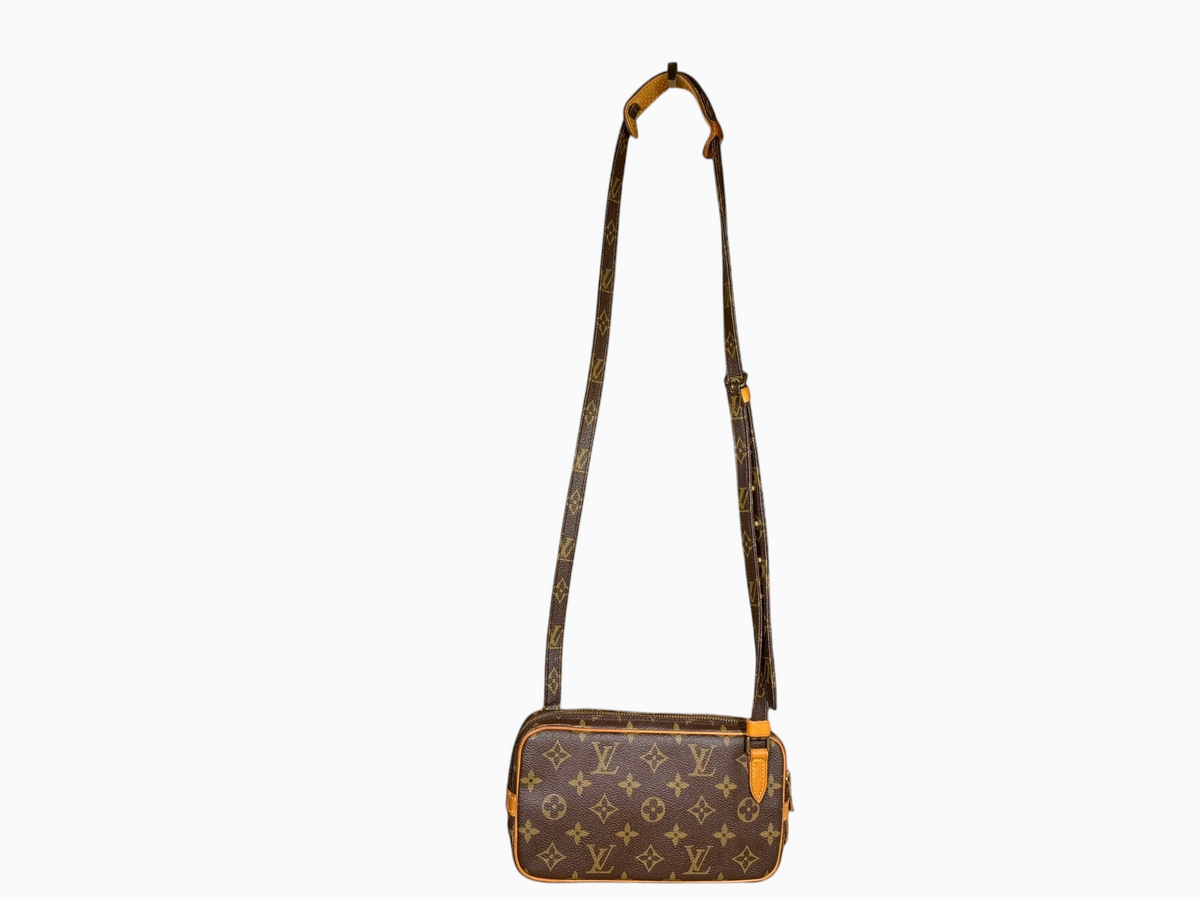 newtoyouluxuries vintage Louis Vuitton Pochette Marly Bandoulière in monogram canvas with tan vachetta leather trim