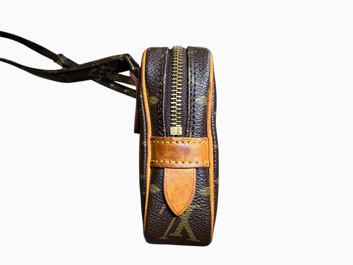 newtoyouluxuries vintage Louis Vuitton Pochette Marly crossbody bag side view showing monogram canvas and tan trim